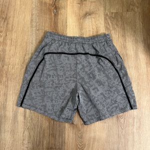 Lululemon Pace Breaker Shorts - Size L